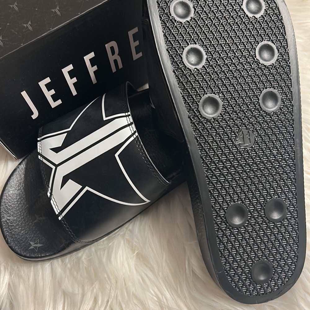 Jeffree Star Slides🆕 - Picture 3 of 3